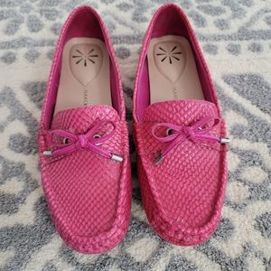 Isaac Mizrahi Size 7 Pink Loafers